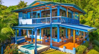 CASA VISTA HARMONIA PROPERTY WITH TWO BEDROOMS AND OCEAN VIEWS FRONT, IN PLAYA HERMOSA – 1.23 ACRES