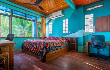 CASA VISTA HARMONIA PROPERTY WITH TWO BEDROOMS AND OCEAN VIEWS FRONT, IN PLAYA HERMOSA – 1.23 ACRES