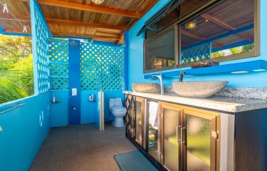 CASA VISTA HARMONIA PROPERTY WITH TWO BEDROOMS AND OCEAN VIEWS FRONT, IN PLAYA HERMOSA – 1.23 ACRES