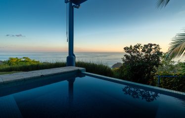 CASA VISTA HARMONIA PROPERTY WITH TWO BEDROOMS AND OCEAN VIEWS FRONT, IN PLAYA HERMOSA – 1.23 ACRES