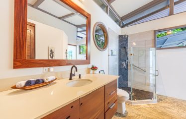 LUXURY PROPERTY WITH TWO BEDROOMS AND OCEAN VIEWS, IN UVITA – 3.64 ACRES