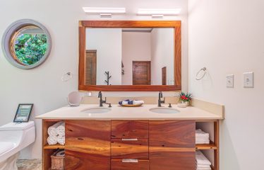 LUXURY PROPERTY WITH TWO BEDROOMS AND OCEAN VIEWS, IN UVITA – 3.64 ACRES