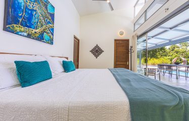 LUXURY PROPERTY WITH TWO BEDROOMS AND OCEAN VIEWS, IN UVITA – 3.64 ACRES