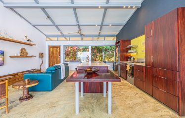 LUXURY PROPERTY WITH TWO BEDROOMS AND OCEAN VIEWS, IN UVITA – 3.64 ACRES