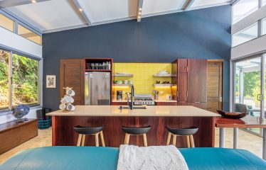 LUXURY PROPERTY WITH TWO BEDROOMS AND OCEAN VIEWS, IN UVITA – 3.64 ACRES