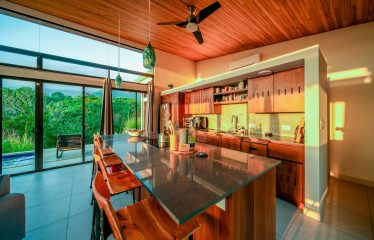 PROPERTY WITH SIX BEDROOMS AND GUEST HOUSE, IN OJOCHAL – 2.96 ACRES