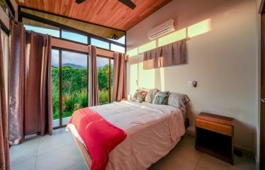 PROPERTY WITH SIX BEDROOMS AND GUEST HOUSE, IN OJOCHAL – 2.96 ACRES