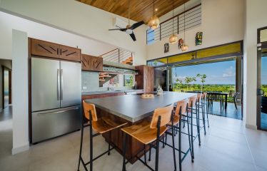 PROPERTY WITH SIX BEDROOMS AND GUEST HOUSE, IN OJOCHAL – 2.96 ACRES