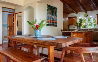 PROPERTY WITH THREE BEDROOMS AND OCEAN FRONT VIEWS, IN PUERTO NUEVO – 5.8 ACRES