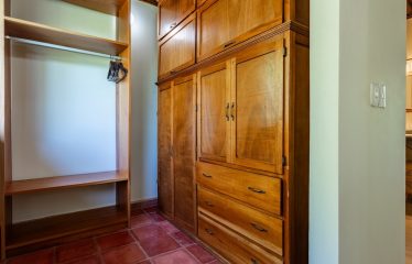 PROPERTY WITH THREE BEDROOMS AND OCEAN FRONT VIEWS, IN PUERTO NUEVO – 5.8 ACRES