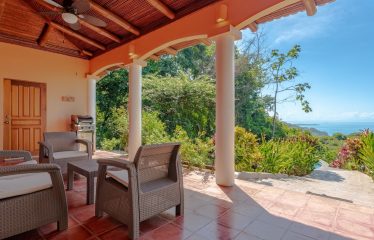 PROPERTY WITH THREE BEDROOMS AND OCEAN FRONT VIEWS, IN PUERTO NUEVO – 5.8 ACRES