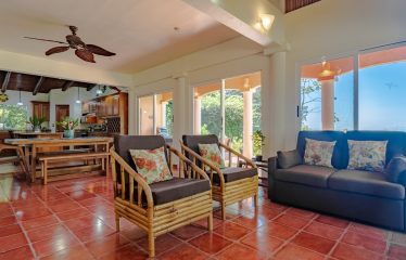 PROPERTY WITH THREE BEDROOMS AND OCEAN FRONT VIEWS, IN PUERTO NUEVO – 5.8 ACRES
