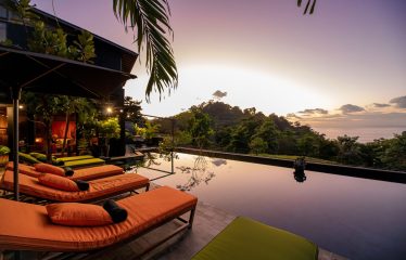 CASA JAVA PROPERTY WITH EIGHT BEDROOM WITH OCEAN VIEWS, IN MANUEL ANTONIO – 0.20 ACRES