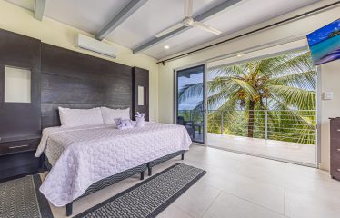 LUXURY PROPERTY WITH SIX BEDROOMS, NEAR TO THE TOWN – 1.23 ACRES