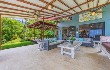 LUXURY PROPERTY WITH FIVE BEDROOMS, IN PLAYA HERMOSA – 2.07 ACRES