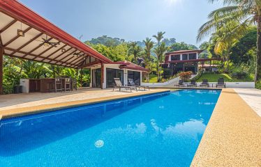 LUXURY PROPERTY WITH FIVE BEDROOMS, IN PLAYA HERMOSA – 2.07 ACRES