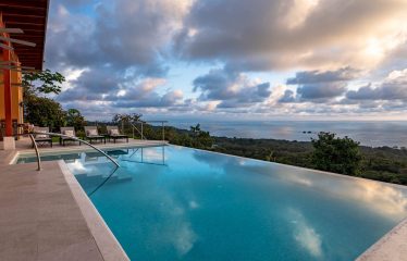 MOUNTAIN PROPERTY WITH FOUR BEDROOMS AND PANORAMIC OCEAN VIEWS, IN BALLENA – 2 ACRES