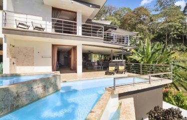 PROPERTY WITH OCEAN VIEWS NEAR TO EVERYTHING, IN JARDINES DEL MORETE UVITA – 0.34 ACRES