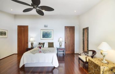 PROPERTY WITH OCEAN VIEWS NEAR TO EVERYTHING, IN JARDINES DEL MORETE UVITA – 0.34 ACRES