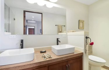 PROPERTY WITH OCEAN VIEWS NEAR TO EVERYTHING, IN JARDINES DEL MORETE UVITA – 0.34 ACRES