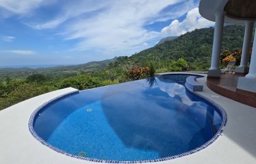 PROPERTY WITH FOUR BEDROOMS WITH OCEAN VIEWS, IN OJOCHAL – 0.54 ACRES