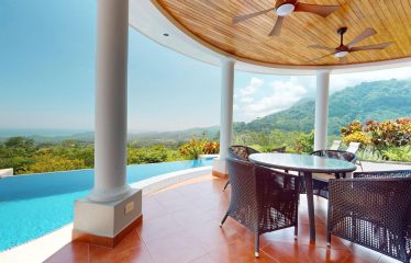 PROPERTY WITH FOUR BEDROOMS WITH OCEAN VIEWS, IN OJOCHAL – 0.54 ACRES