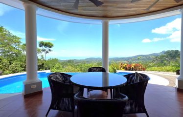 PROPERTY WITH FOUR BEDROOMS WITH OCEAN VIEWS, IN OJOCHAL – 0.54 ACRES