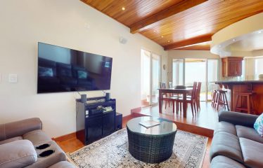 PROPERTY WITH FOUR BEDROOMS WITH OCEAN VIEWS, IN OJOCHAL – 0.54 ACRES