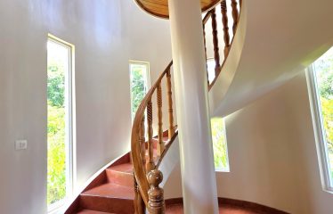 PROPERTY WITH FOUR BEDROOMS WITH OCEAN VIEWS, IN OJOCHAL – 0.54 ACRES