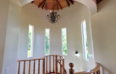 PROPERTY WITH FOUR BEDROOMS WITH OCEAN VIEWS, IN OJOCHAL – 0.54 ACRES