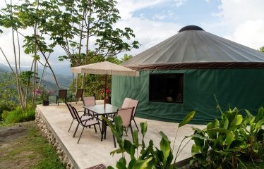 DEVELOPMENT PROPERTY WITH ONE BEDROOM HOUSE, IN THE HIGHEST OF PLATANILLO – 148 ACRES