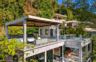 CASA MOON LUXURY PROPERTY WITH FOUR BEDROOMS AND AMAZING SUNSET VIEWS, IN QUEPOS – 0.61 ACRES