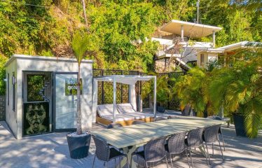 CASA MOON LUXURY PROPERTY WITH FOUR BEDROOMS AND AMAZING SUNSET VIEWS, IN QUEPOS – 0.61 ACRES