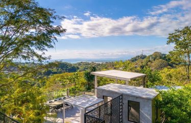CASA MOON LUXURY PROPERTY WITH FOUR BEDROOMS AND AMAZING SUNSET VIEWS, IN QUEPOS – 0.61 ACRES