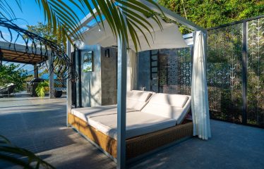 CASA MOON LUXURY PROPERTY WITH FOUR BEDROOMS AND AMAZING SUNSET VIEWS, IN QUEPOS – 0.61 ACRES