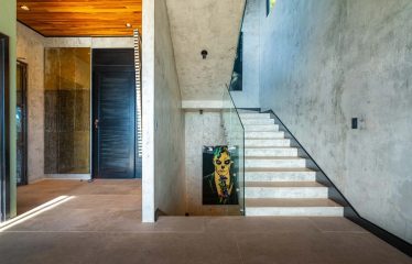 CASA MOON LUXURY PROPERTY WITH FOUR BEDROOMS AND AMAZING SUNSET VIEWS, IN QUEPOS – 0.61 ACRES