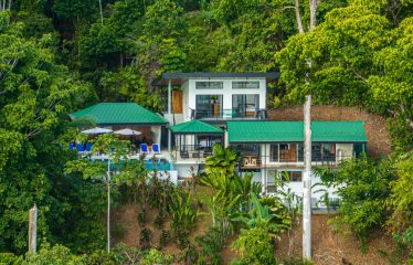 LUXURY PROPERTY WITH FOUR BEDROOMS AND SUNSET VIEWS, IN PORTALON – 3.95 ACRES