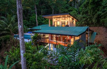 LUXURY PROPERTY WITH FOUR BEDROOMS AND SUNSET VIEWS, IN PORTALON – 3.95 ACRES