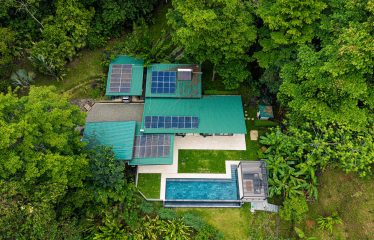 MOUNTAIN PROPERTY WITH TWO BEDROOMS AND SOLAR POWERED, IN TINAMASTES – 5.4 ACRES