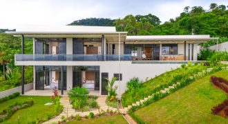 LUXURY PROPERTY WITH FOUR BEDROOMS AND OCEAN VIEWS, IN UVITA JARDINES DEL MORETE – 0.70 ACRES