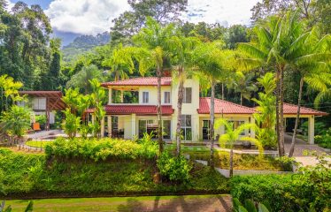 CASA ORQUIDEA PROPERTY WITH TWO BEDROOMS AND PANORAMIC VALLEY VIEWS, IN OJOCHAL – 0.32 ACRES