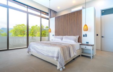 LUXURY PROPERTY WITH FOUR BEDROOMS AND OCEAN VIEWS, IN UVITA JARDINES DEL MORETE – 0.70 ACRES