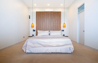 LUXURY PROPERTY WITH FOUR BEDROOMS AND OCEAN VIEWS, IN UVITA JARDINES DEL MORETE – 0.70 ACRES