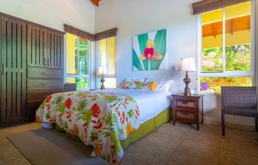 CASA ORQUIDEA PROPERTY WITH TWO BEDROOMS AND PANORAMIC VALLEY VIEWS, IN OJOCHAL – 0.32 ACRES