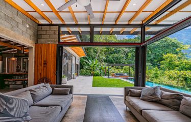 MOUNTAIN PROPERTY WITH TWO BEDROOMS AND SOLAR POWERED, IN TINAMASTES – 5.4 ACRES