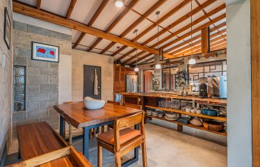 MOUNTAIN PROPERTY WITH TWO BEDROOMS AND SOLAR POWERED, IN TINAMASTES – 5.4 ACRES