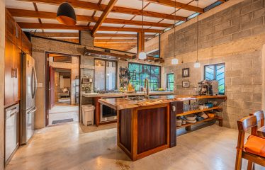 MOUNTAIN PROPERTY WITH TWO BEDROOMS AND SOLAR POWERED, IN TINAMASTES – 5.4 ACRES