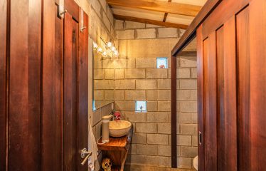 MOUNTAIN PROPERTY WITH TWO BEDROOMS AND SOLAR POWERED, IN TINAMASTES – 5.4 ACRES