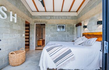 MOUNTAIN PROPERTY WITH TWO BEDROOMS AND SOLAR POWERED, IN TINAMASTES – 5.4 ACRES