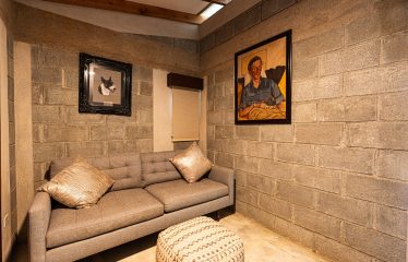 MOUNTAIN PROPERTY WITH TWO BEDROOMS AND SOLAR POWERED, IN TINAMASTES – 5.4 ACRES
